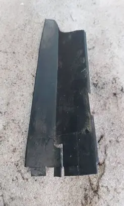 Audi 80 90 S2 B4 Air flow deflector 8G0121286