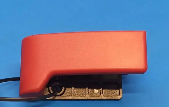 Engine bonnet (hood) release handle