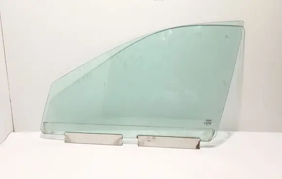 Volvo XC90 Front door window glass four-door 31386886