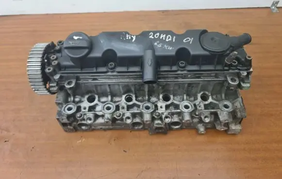 Peugeot Partner Engine head 9634963010