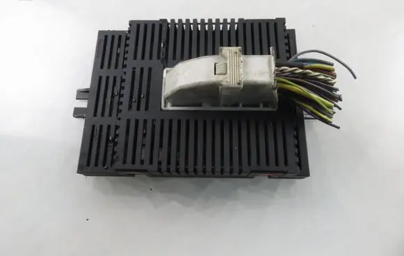 BMW 7 E65 E66 Light module LCM 6936997