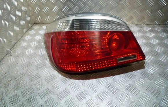 BMW 5 E60 E61 Rear/tail lights 6910767 E3159S 2VR008679