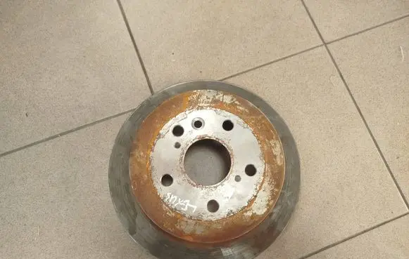 Lexus RX 330 - 350 - 400H Rear brake disc 