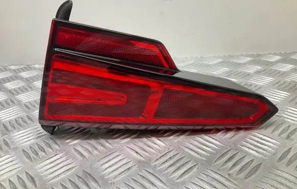 Audi A4 S4 B9 Tailgate rear/tail lights 8W5945076A