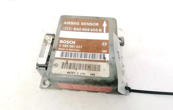 Audi A6 S6 C4 4A Airbag control unit/module 8A0959655B 0285001037