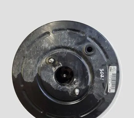 Renault Megane III Brake booster 472100005R