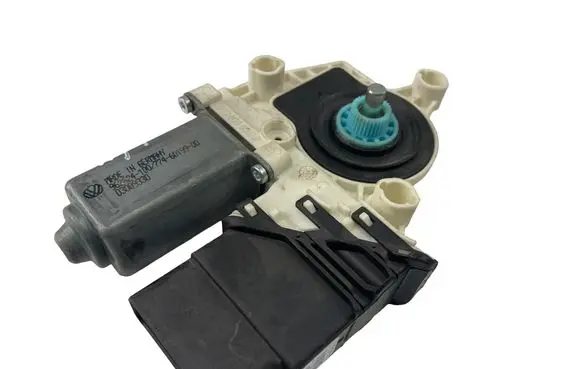 Volkswagen Tiguan Rear door window regulator motor 5N0959703B