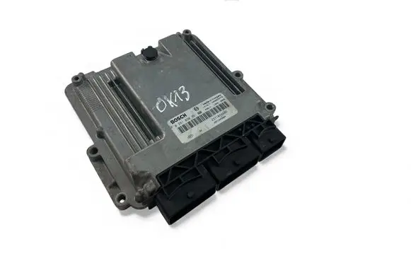 Renault Trafic III (X82) Engine control unit/module ECU 237103888R 0281030991