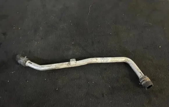 Audi Q7 4L Engine coolant pipe/hose 7L6819925E