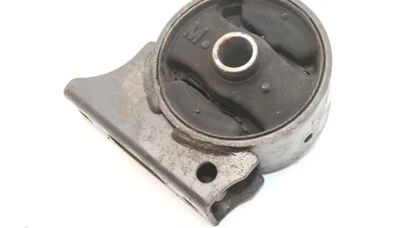 Mitsubishi Outlander Gearbox mount