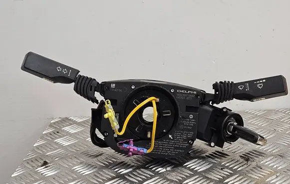 Opel Vectra C Wiper turn signal indicator stalk/switch 13162134