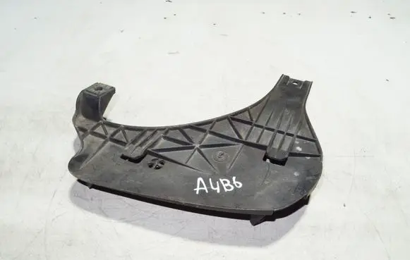 Audi A4 S4 B6 8E 8H Headlight/headlamp mounting bracket