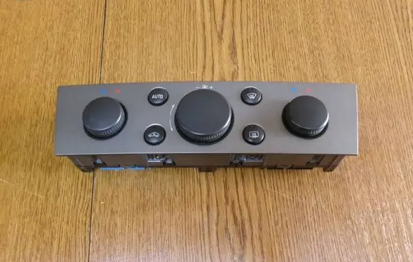 Opel Vectra C Climate control unit 13138196 69560002 ECC3200