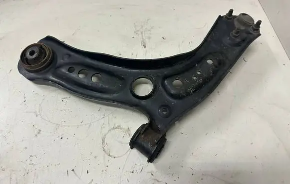 Seat Leon (5F) Front lower control arm/wishbone