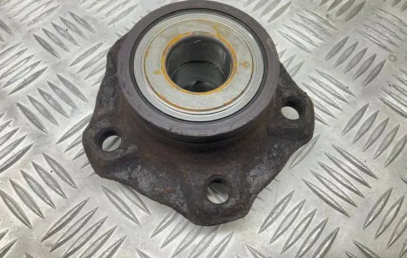 Audi A4 S4 B9 Stub axle 