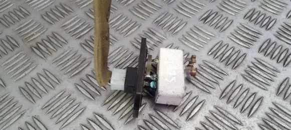 Mitsubishi Space Wagon Heater blower motor/fan resistor 76816 7681-6
