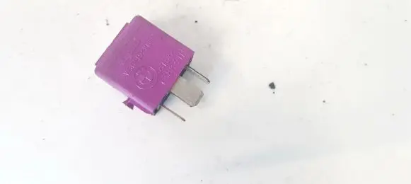 BMW 5 E39 Other relay 61361388911 61.36-1388911