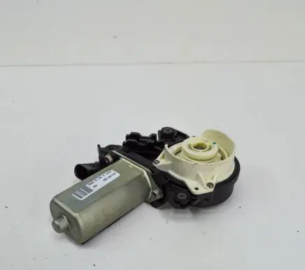 Audi A8 S8 D4 4H Rear door soft close latching motor 4F0837060