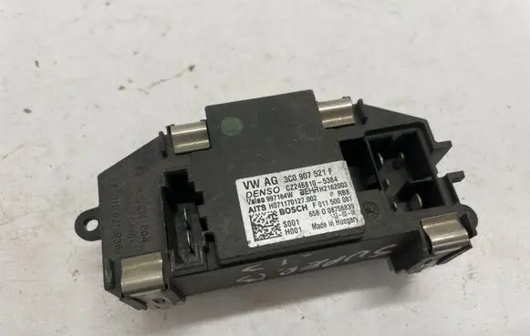 Skoda Superb B8 (3V) Heater blower fan relay 3C0907521F