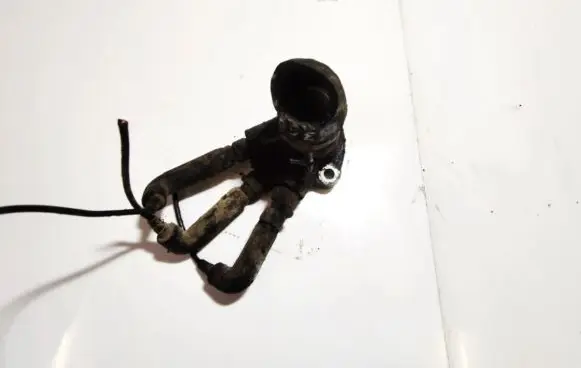 Volkswagen PASSAT B4 Engine coolant pipe/hose