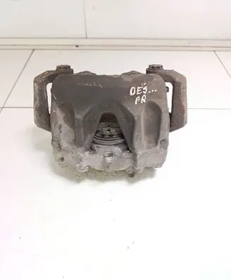 Mercedes-Benz E W212 Front brake caliper 5443C