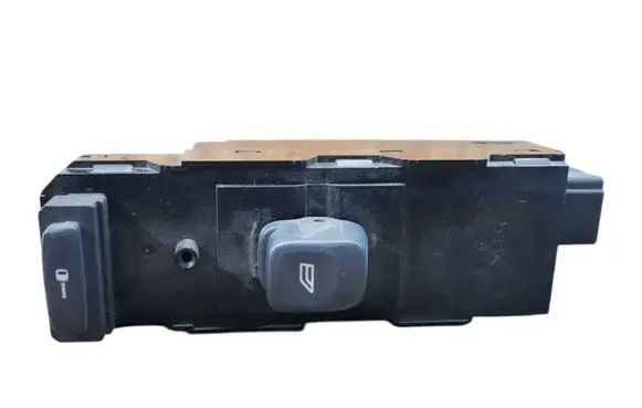 Volvo S60 Electric window control switch 8682950 02W08E MP08EB00006