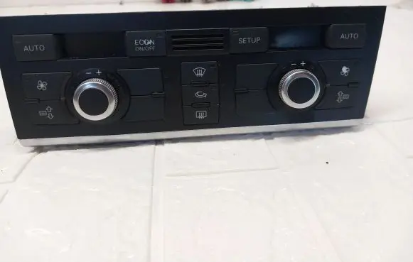 Audi A6 S6 C6 4F Climate control unit 4F2820043P 4F0910043A