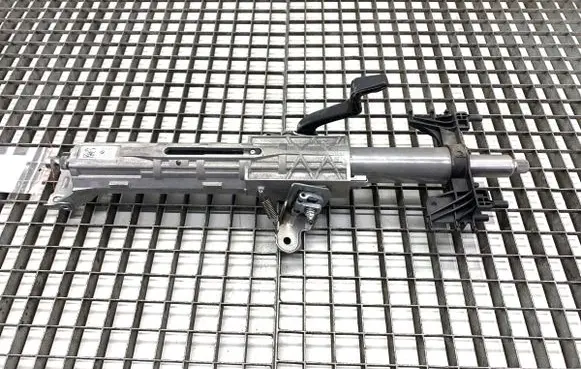 BMW 5 G30 G31 G38 Steering wheel axle 6896189