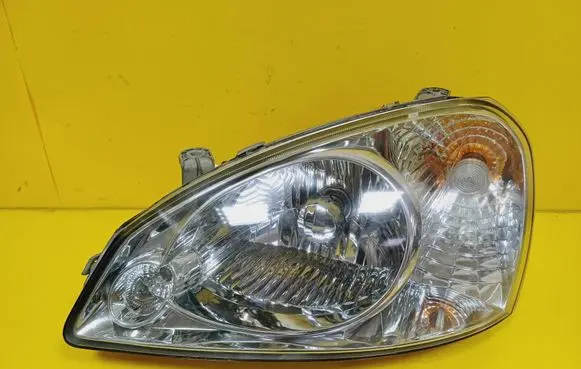 Tata Indica Vista II Headlight/headlamp 