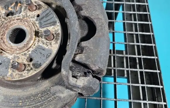 Honda FR-V Front brake caliper IMPRK1528105
