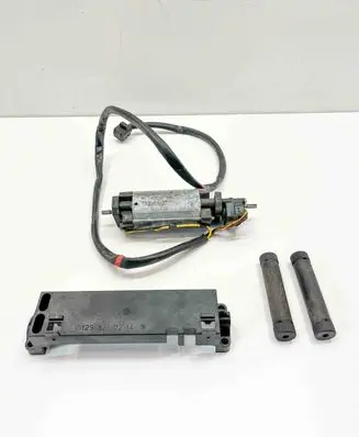 Mercedes-Benz SL R129 Seat adjustment motor 0130008035 A1298210214
