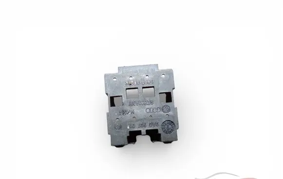 Volkswagen Transporter - Caravelle T4 Fuse module 3A0937517