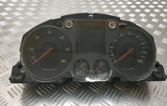 Volkswagen PASSAT B6 Speedometer (instrument cluster) A2C53145550