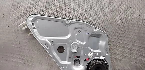 Hyundai Sonata Rear window lifting mechanism without motor 2600500