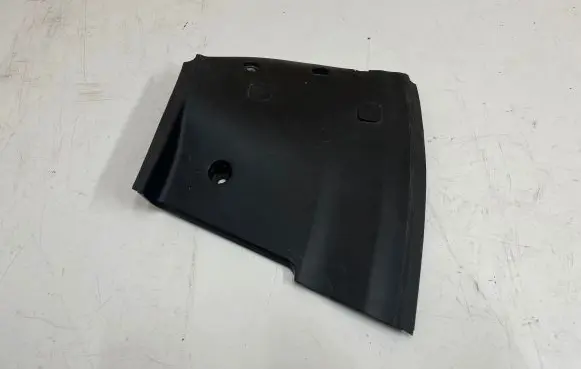 Porsche Cayenne (9Y0 9Y3) Tailgate trim 9Y3827340