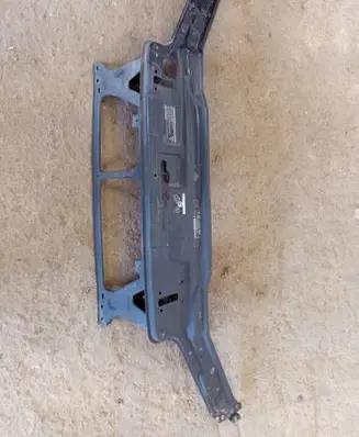 Volvo XC70 Top upper radiator support slam panel 30748023