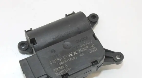 Audi TT TTS Mk2 Air flap motor/actuator 1K2907511H