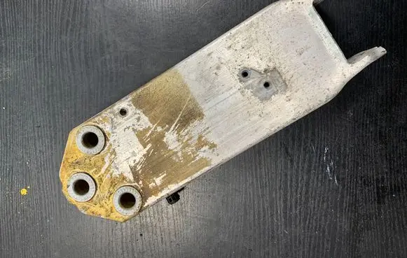 BMW 7 F01 F02 F03 F04 Front bumper mounting bracket