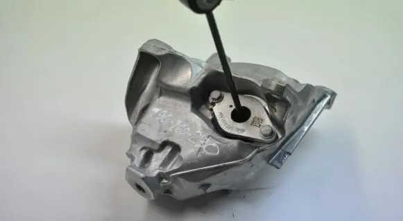Audi A4 S4 B9 8W Engine mounting bracket 4M0199307BN
