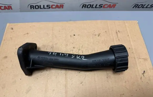 Volkswagen Transporter - Caravelle T4 Oil fill pipe 021115308C