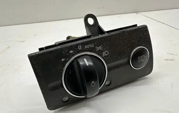 Mercedes-Benz E W211 Light switch A2115450104