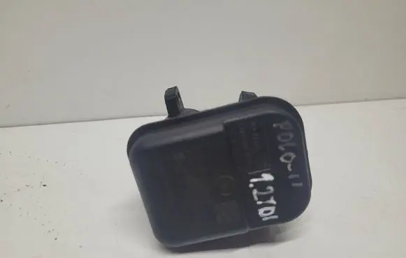 Volkswagen Polo V 6R Intake manifold valve actuator/motor 03P129086B