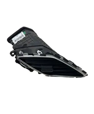 Hyundai i40 Dash center air vent grill
