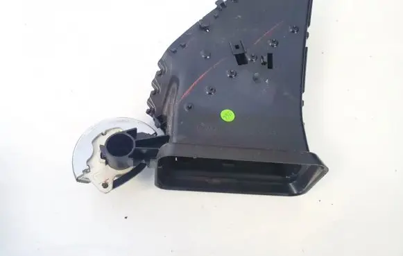 Ford C-MAX II Dash center air vent grill 07466000 07466-001