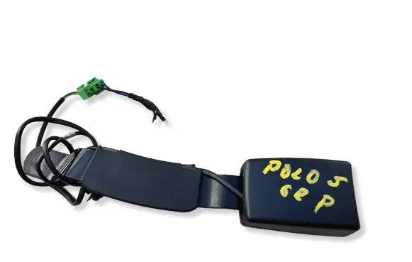 Volkswagen Polo V 6R Front seatbelt buckle 
