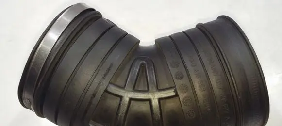 Audi A8 S8 D2 4D Intercooler hose/pipe 057129627A 416558
