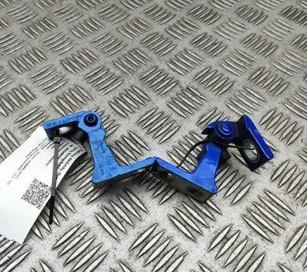 Skoda Kodiaq Rear door hinge set 8X4833408A 8X4833406A