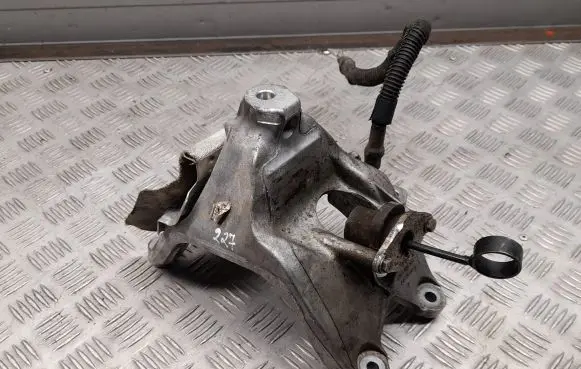 Audi A5 Engine mounting bracket 4M0199308BL
