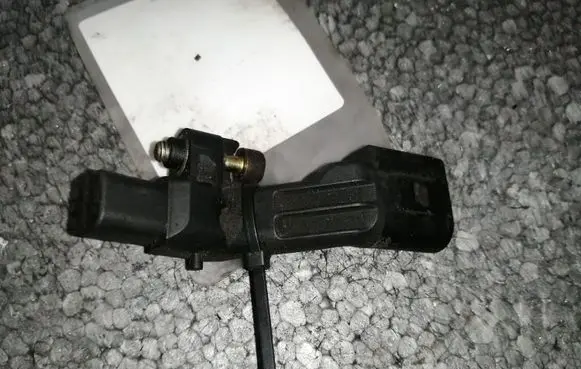 Audi A3 S3 8P Crankshaft position sensor 045906433A