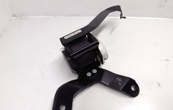 Honda CR-V Middle seatbelt (rear) 82480SWWG0 A82480SWWG0Y